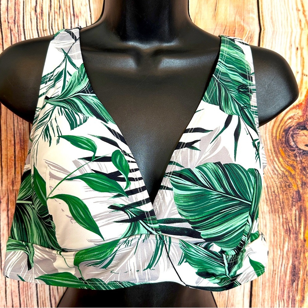 Torrid tropical leaves swim top size 1x
